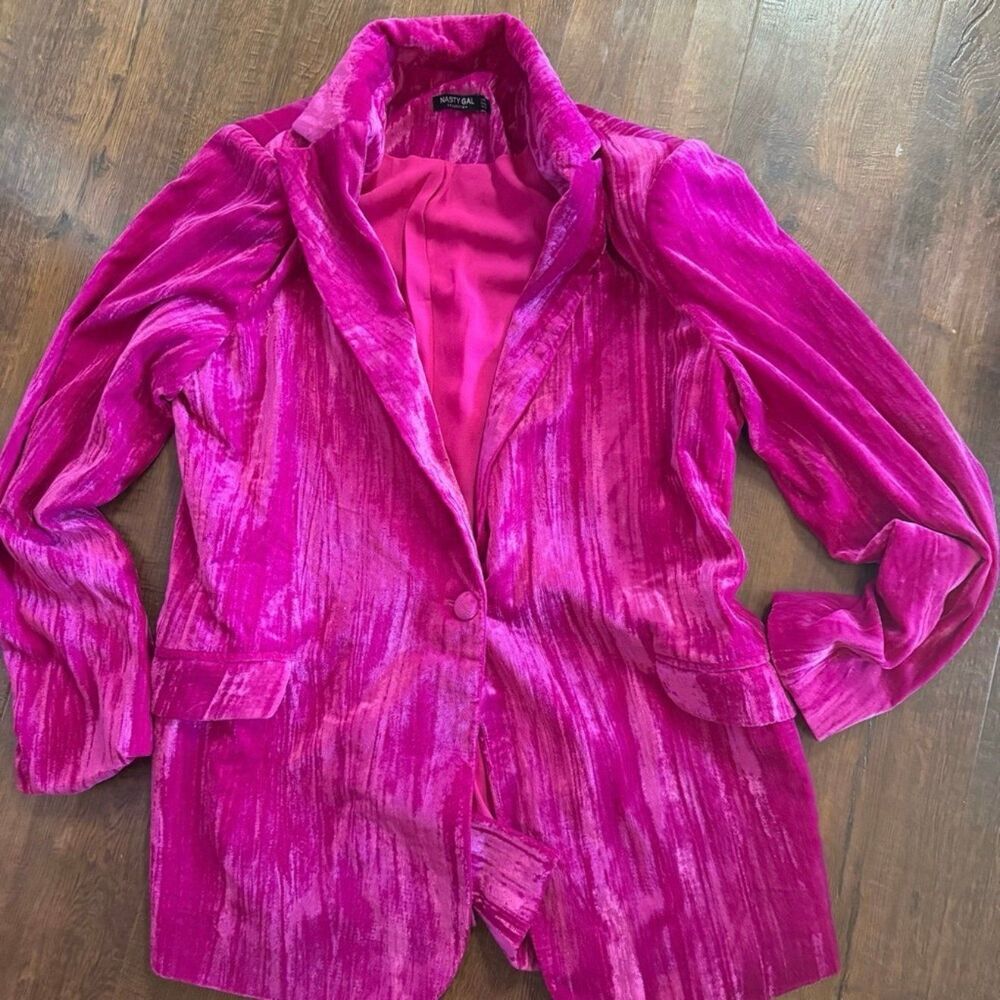 Nasty Gal Hot Pink Crushed Velvet Blazer Size 10 | Statement Party Jacket - Picture 2 of 10